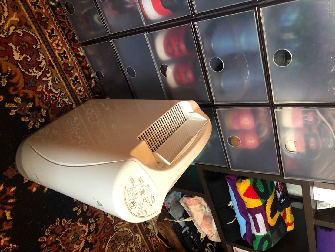 スニーカーのために除湿機購入！