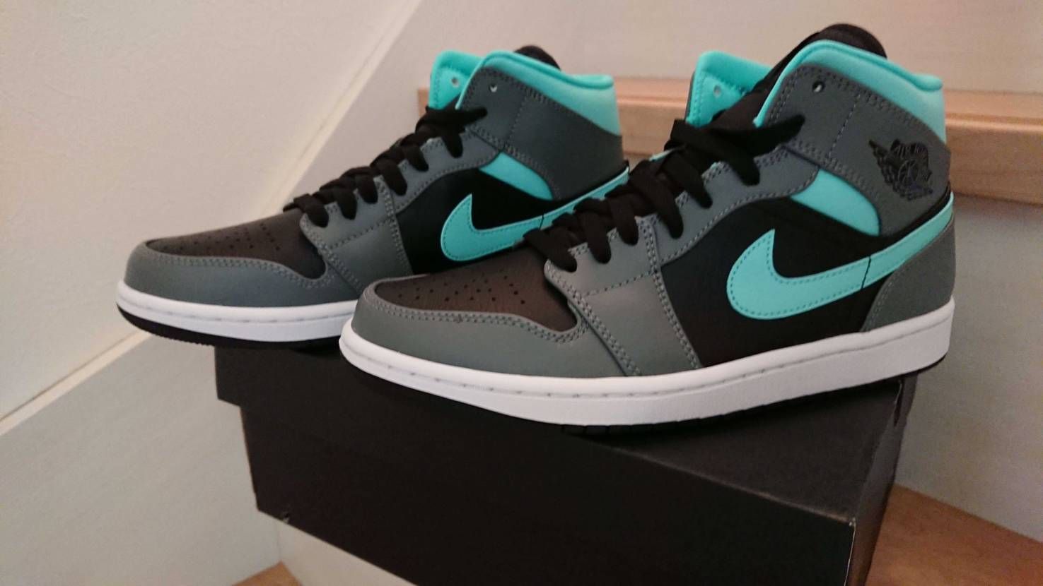 夏に履くにはちょうどいいかも…