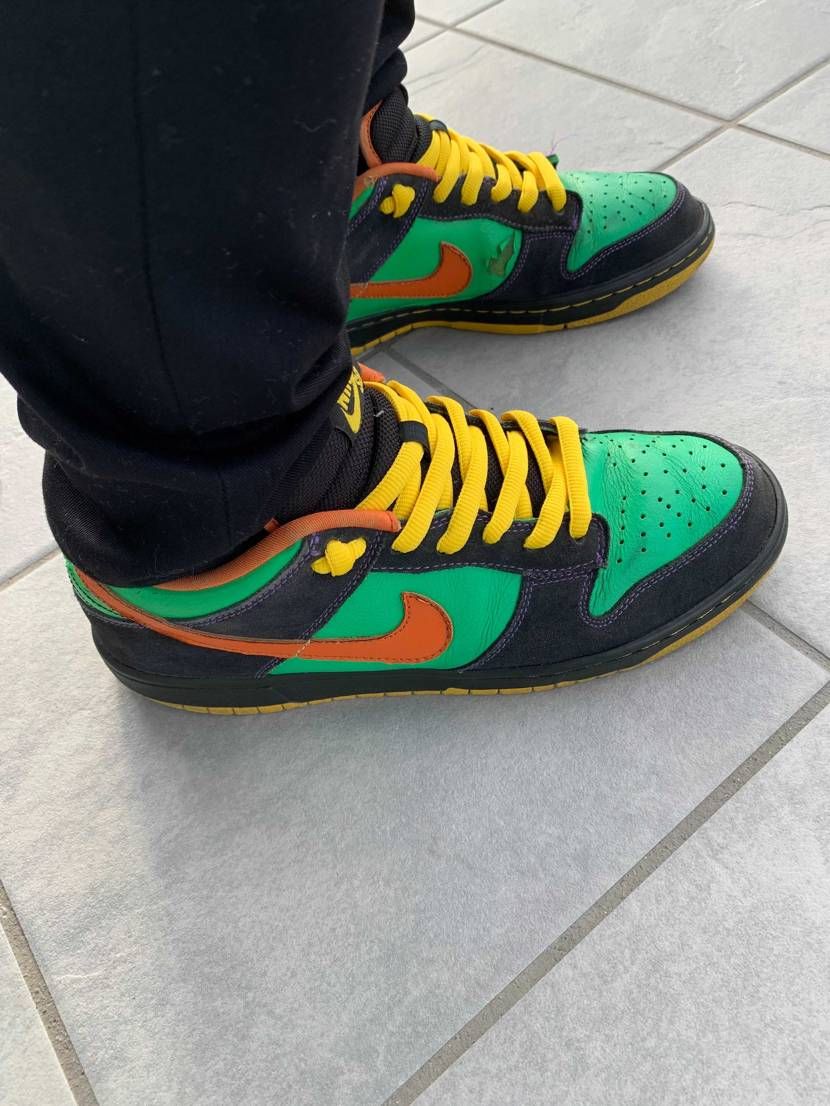 今日は朝からTシャツが欲しくなりインスタントに行ってきました^ ^
まぁサイズ