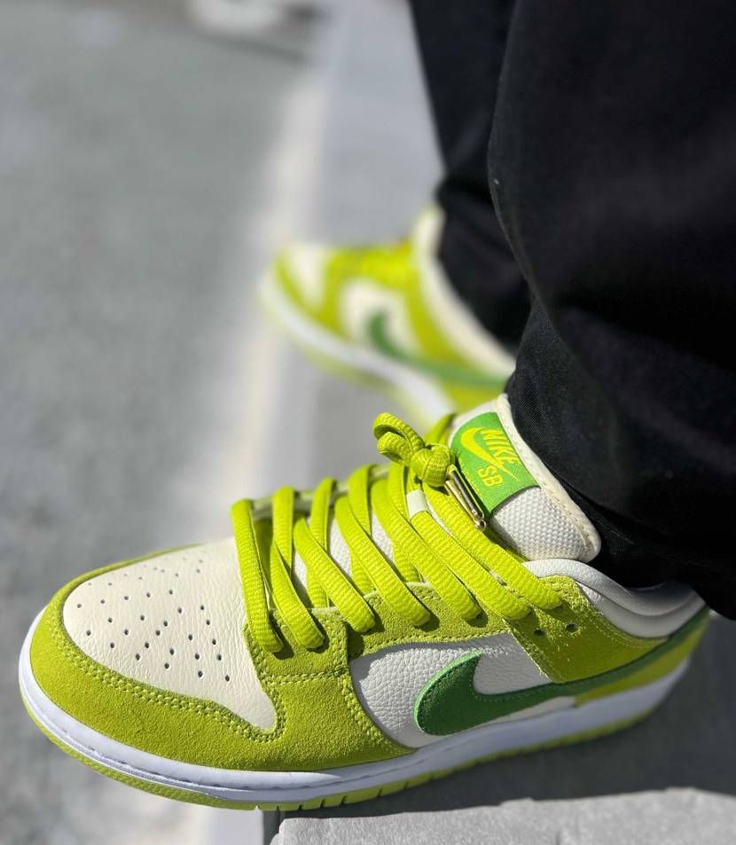 今日は先週に続いてフルーツパック🍏
晴れの日に黄緑がアクセントになるカッコイ