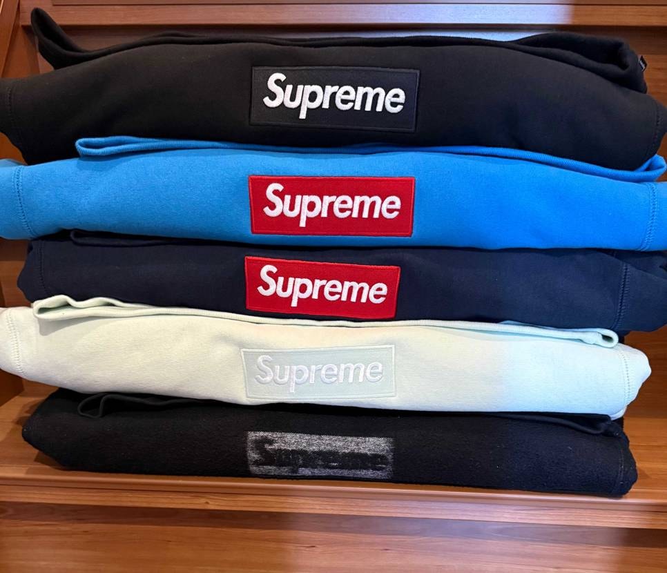 こんにちは〜👋
昨日は早朝から久しぶりの都内にボックスロゴ