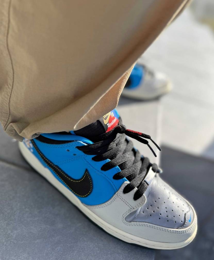 今日も暖かいいい気候☀️
そんな足元はinstant👟
