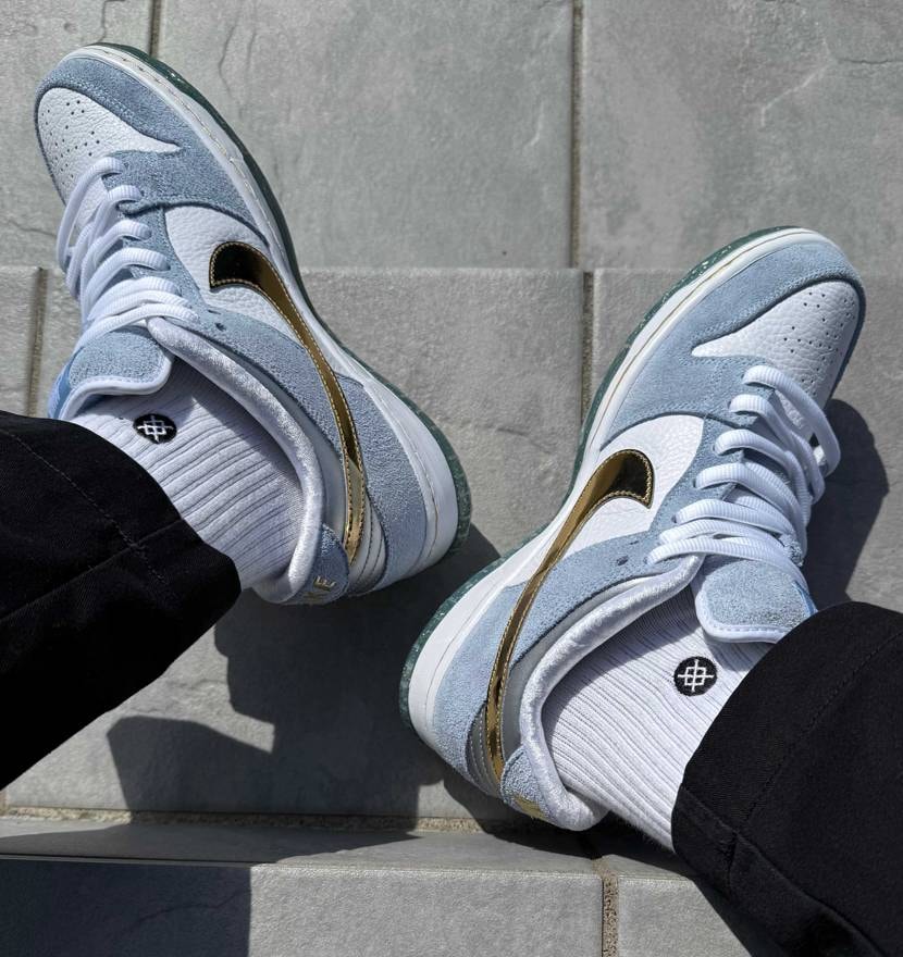 こんにちは😃
今日は晴れて天気良いすね☀️
そんな足元は