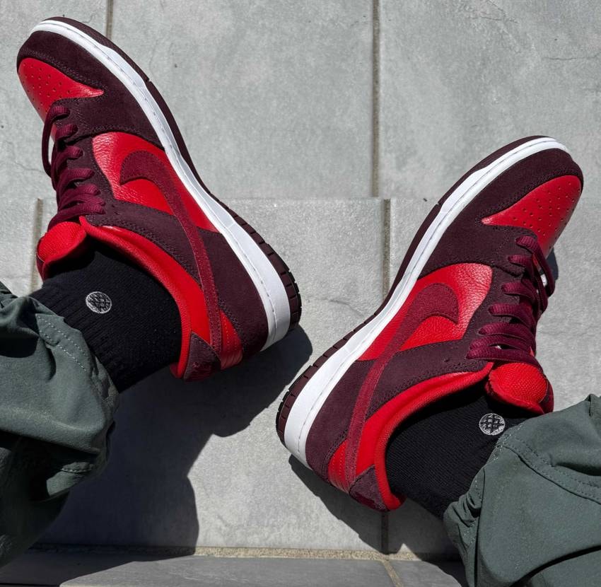 こんにちは〜🙌
今日も天気良いすね☀️
そんな足元はフル