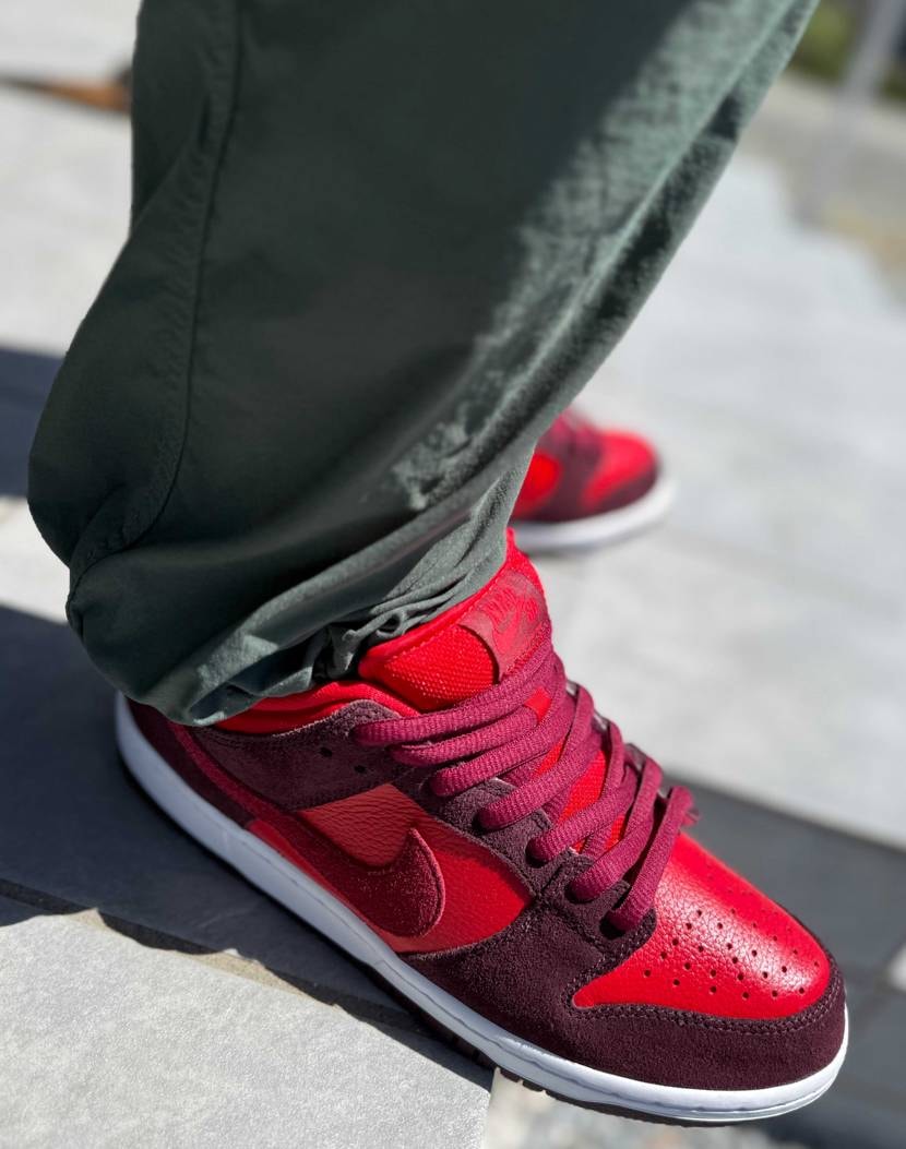 こんにちは〜🙌
今日も天気良いすね☀️
そんな足元はフル