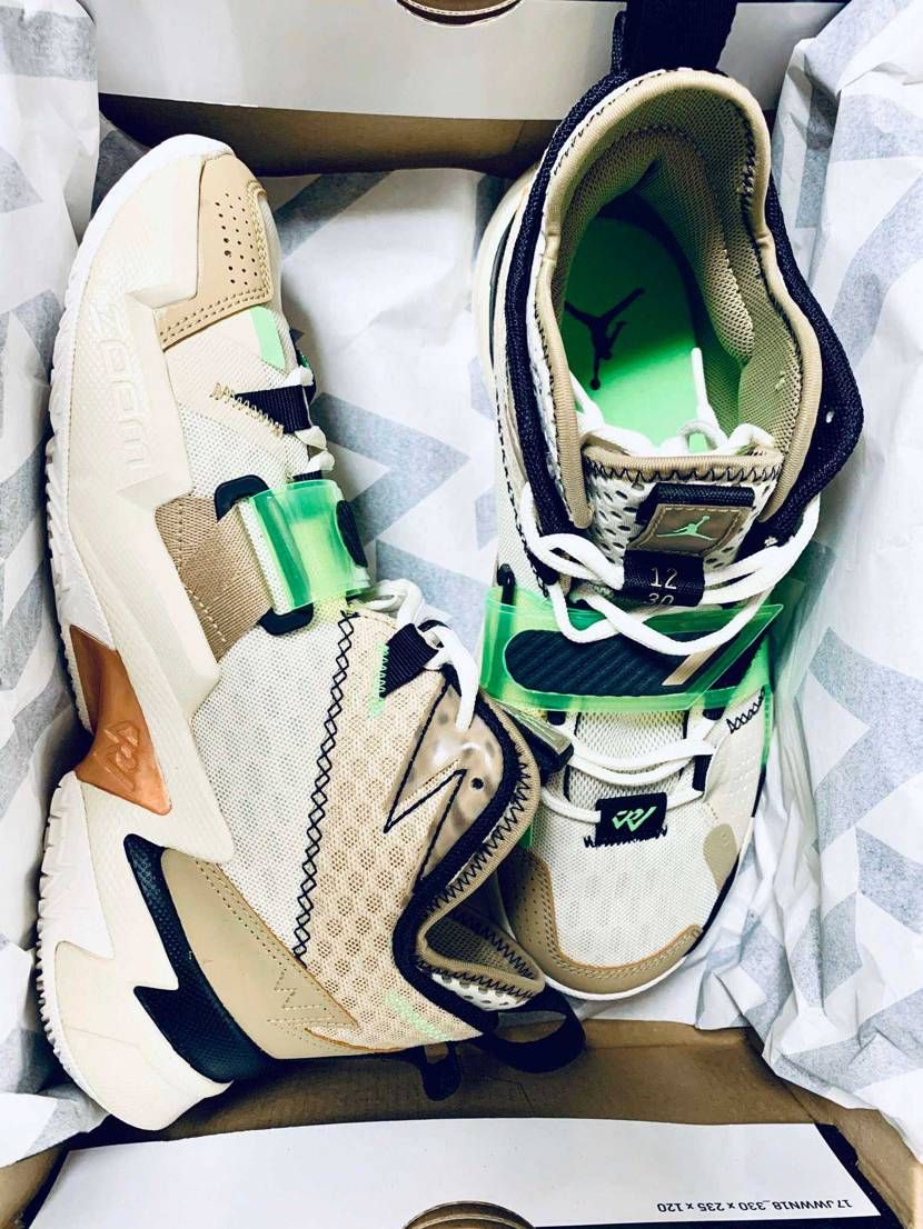 これなんて靴かわかる方いらっしゃいますか？😎