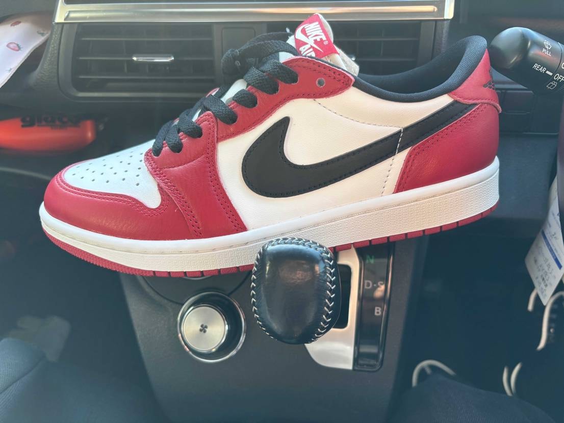 ナイキ エアジョーダン1 レトロ ロー OG 