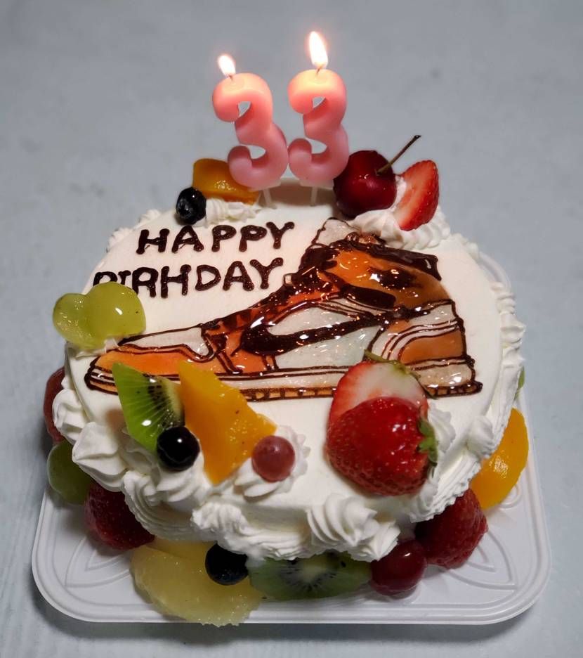 誕生日ケーキ😍
普通に嬉しい😢