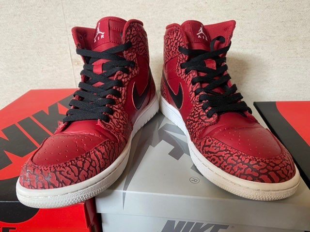 真っ赤が味気なくて、airjordan 1 赤セメントのスウ