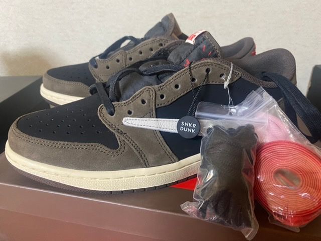 スニダンからtravis airjordan 1 low到着