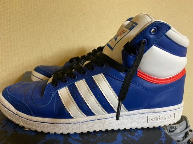 500円で買った。アディダスTOP10。安すぎて即買いでした。