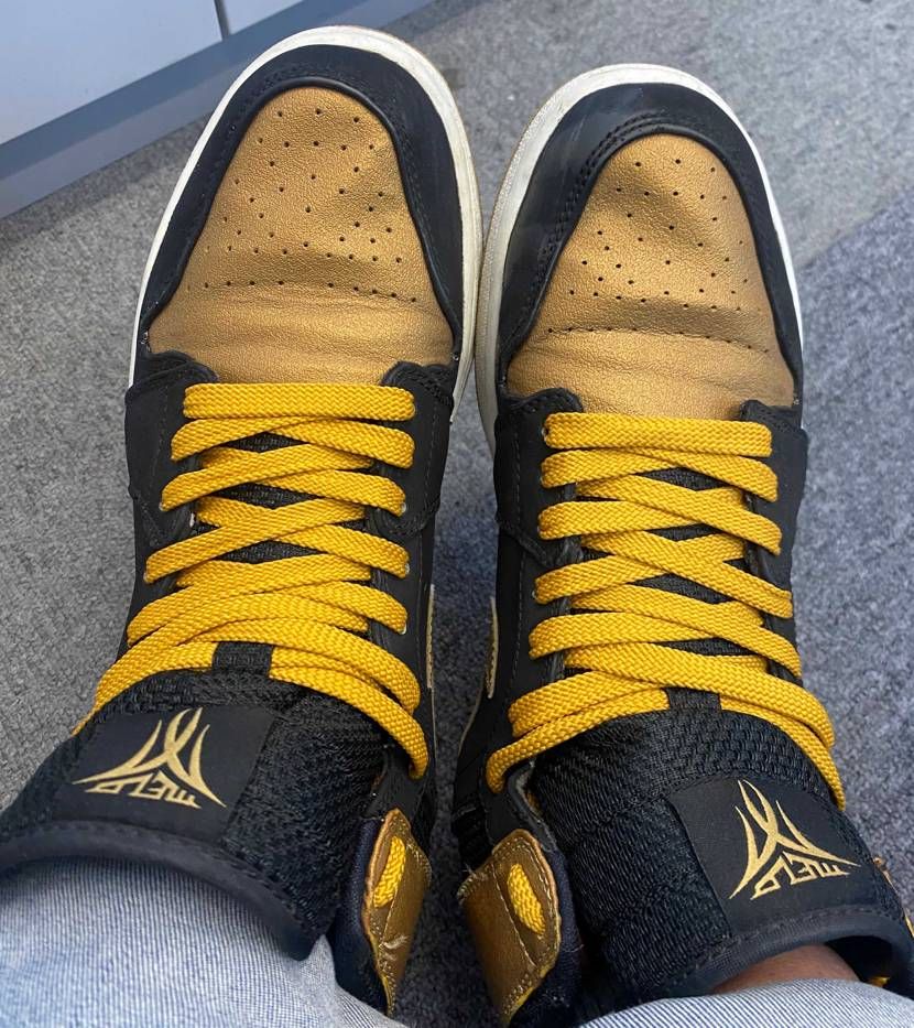 本日はAIR JORDAN 1 RETRO HIGH MELO