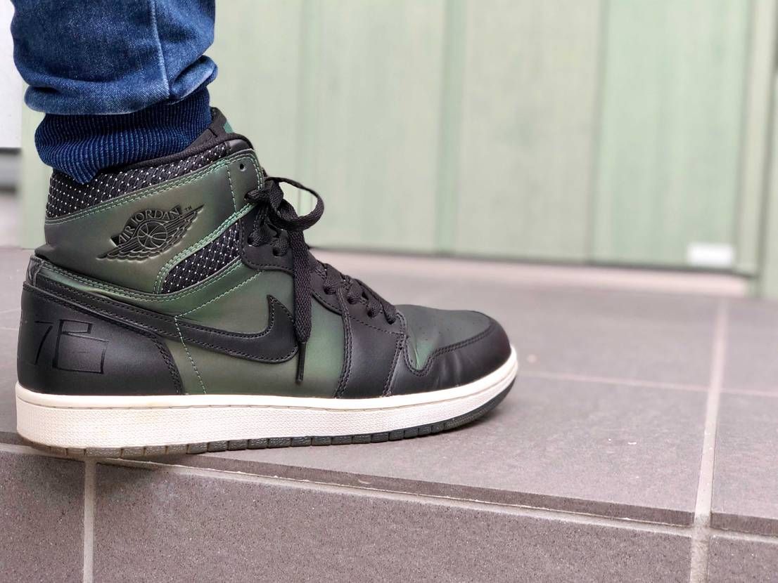 こんばんは😃
NIKE SB x AJ1
履きやすいですコレ。