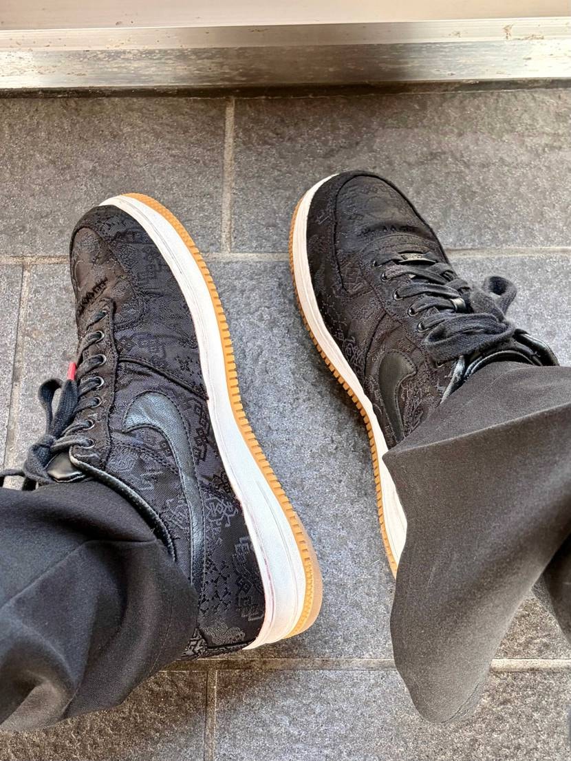 ずーっと欲しかったの安く買えてよかった！かっけぇ
スニーカーブーム落ち着いたの