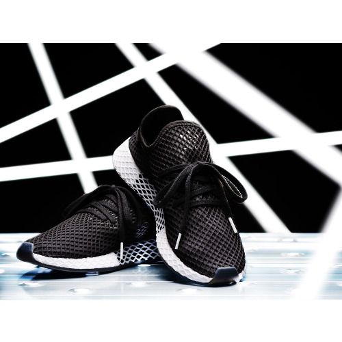消されるかもしれませんが、どなたかadidasとkickslabコラボのDEER