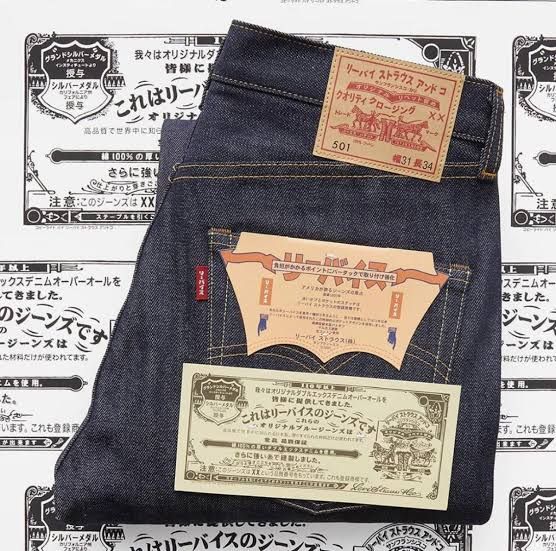いいんです💢
スニーカーとか別に💢💢
どうせこれ両方買ったから予算無いので💢