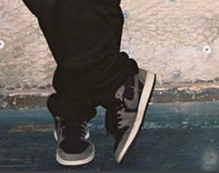 今度は何履いてるんだろう？
Shadowではないし…
にわかだからわからんw