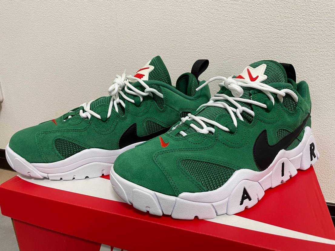 昨日、今日と惨敗続きですが、今週に入って5足目が到着しました。
初バラージです