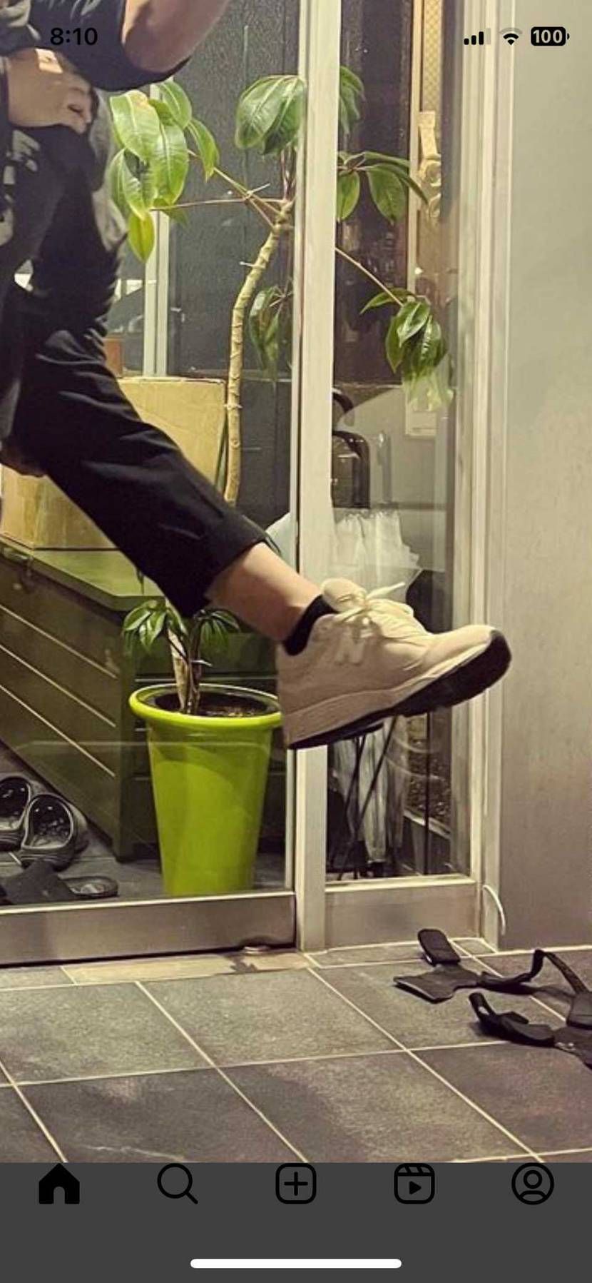 どなたかこちらのスニーカーニューバランスの何てモデルか分かりますか🙇‍♂️❓