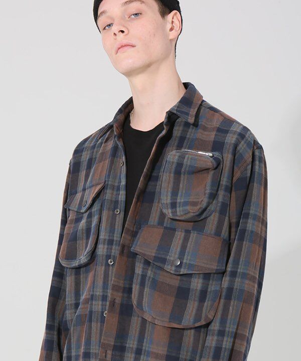 こんな感じのポケットついたシャツで良さげなブランドとかもしあれば教えてほしいです