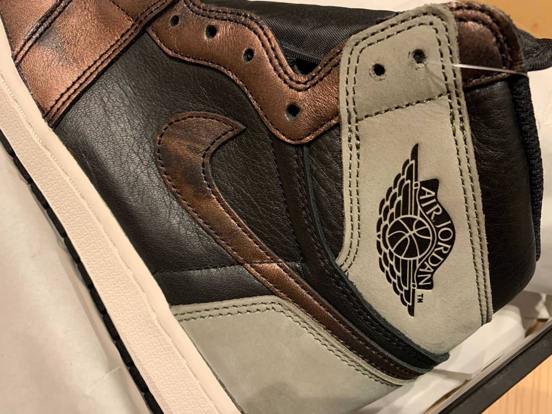 この質感良いなーーー
なぜこのシュータンなんだ…😔