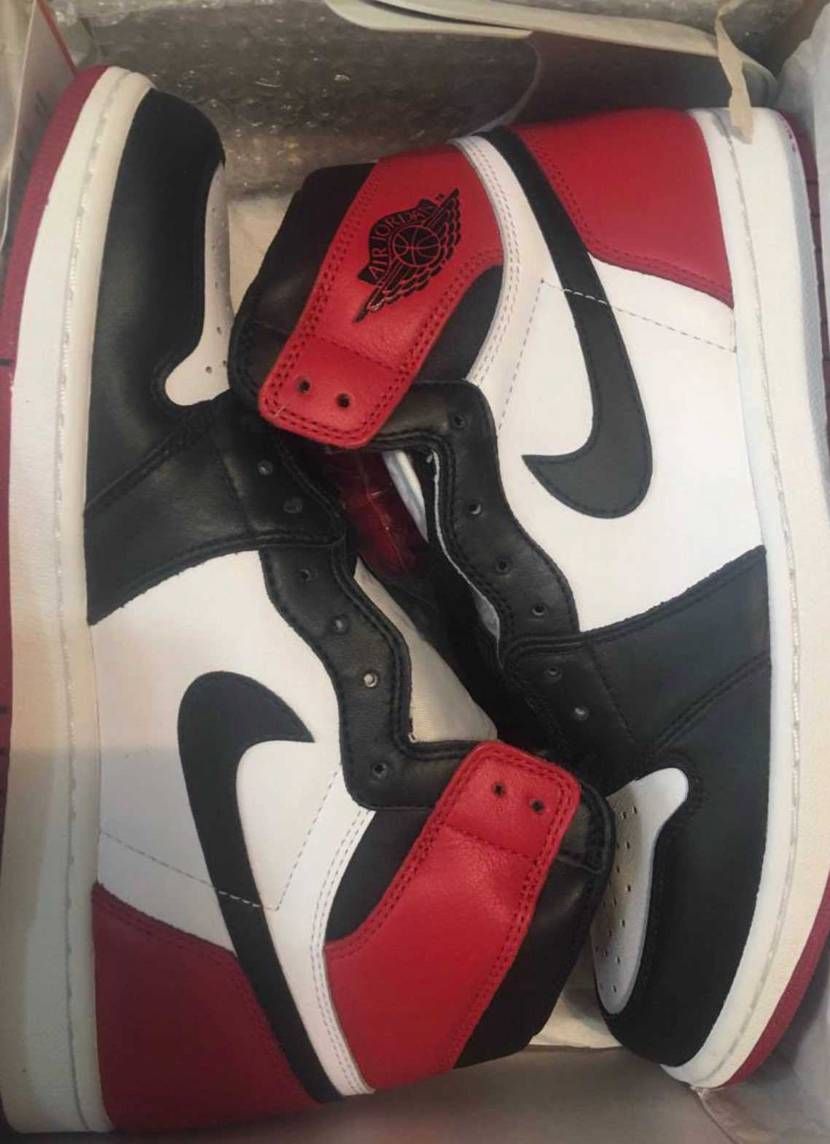 スニーカーになって3年間に9足しか持ってないですが.....