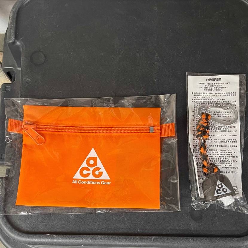 行ってきました、NIKE新宿
お祝いなので買ってきました(^^)
それでは皆