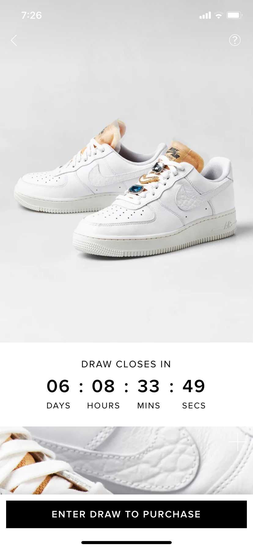 このスニーカーは海外限定かな？
情報無さすぎてわかんない欲しいけど日本で出るな