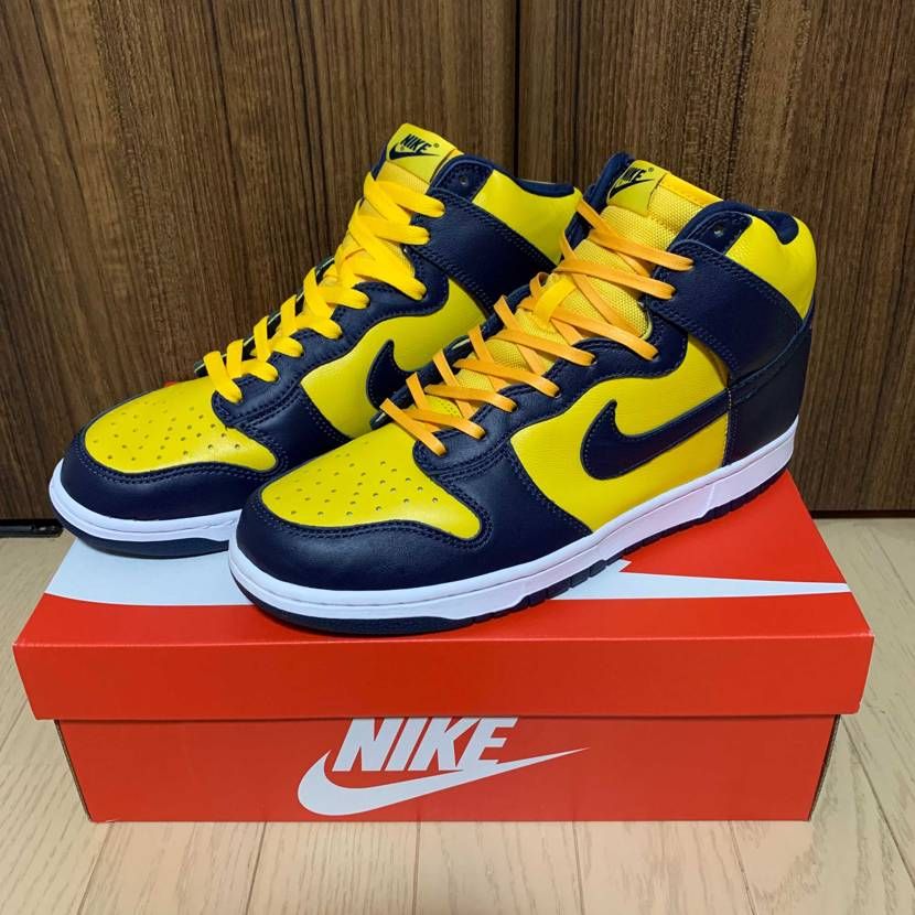 NIKE DUNK HIGH "MICHIGAN"