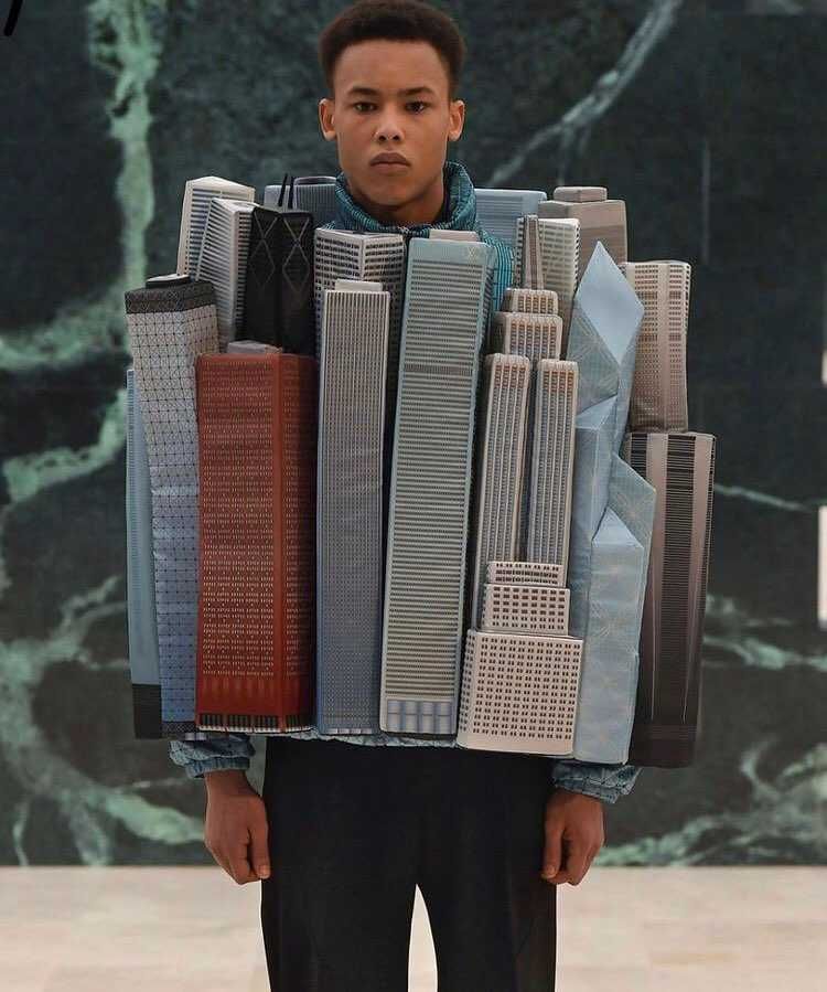 はへー

さすがルイヴィトン