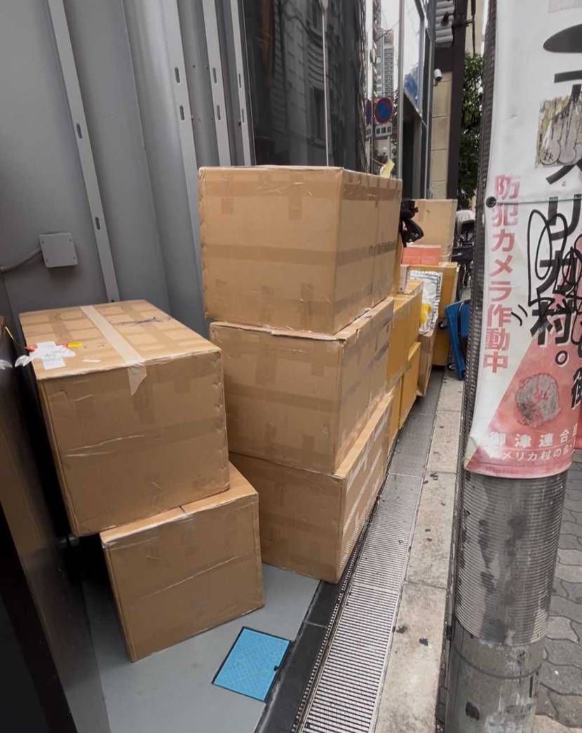 本日の心斎橋ドロップ15時頃の様子です。
店の外まで行列で、30分待っても1m