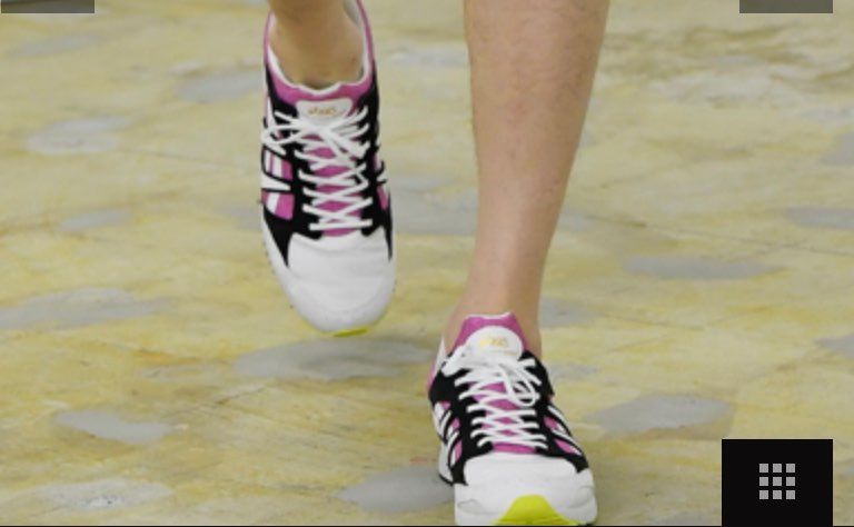 ギャルソンシャツ×asics？