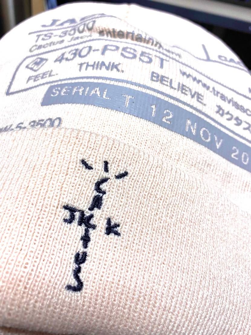 思ってたより明るい色でした。（そのままだと違う色になるから調整済です。見てる方の