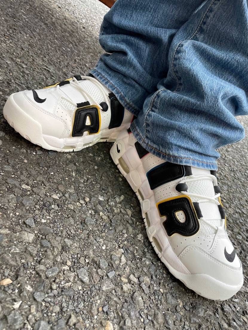 NIKEセール中に買ってやっと着弾しておろしました😁
人気ないかも知れないけ