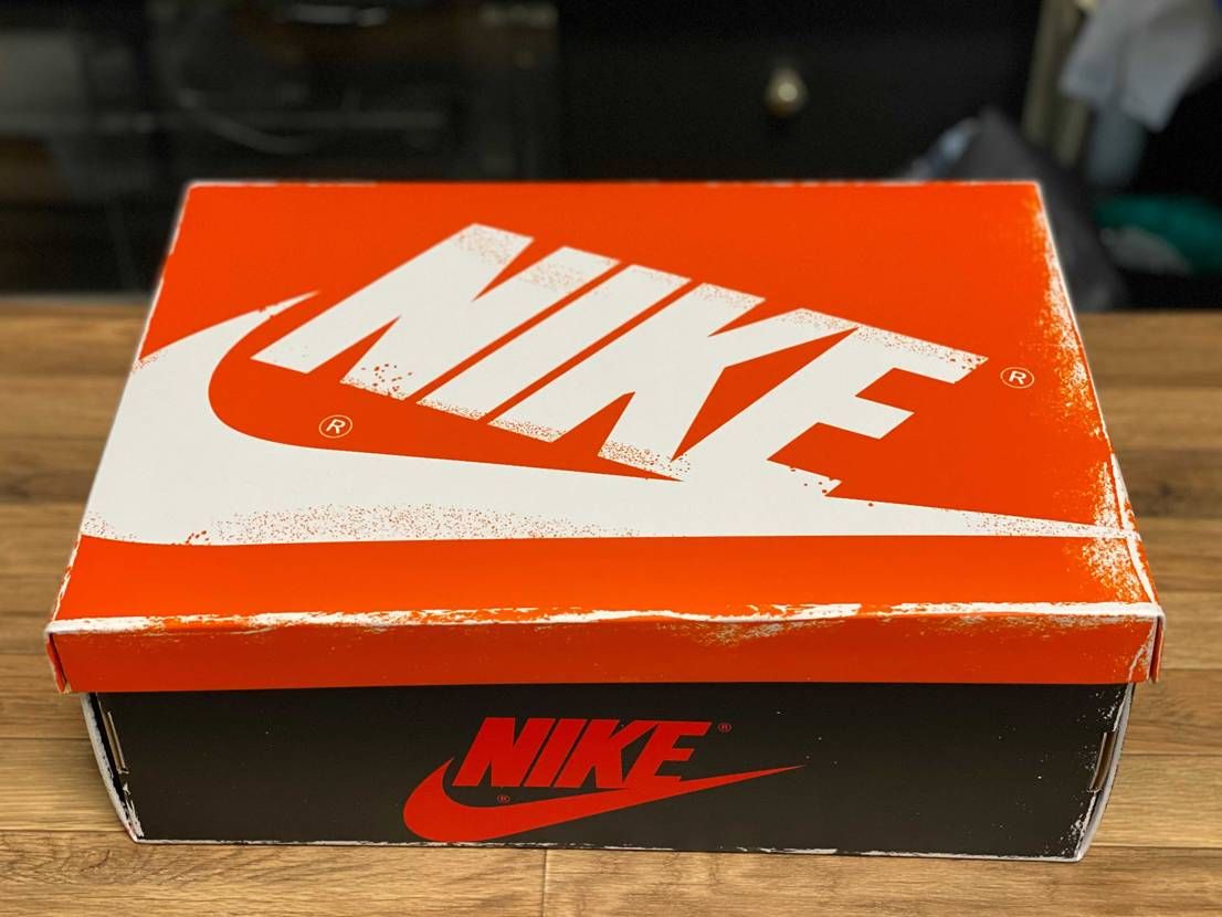 限定アクセス購入分到着

当時履きまくってた94年版も引