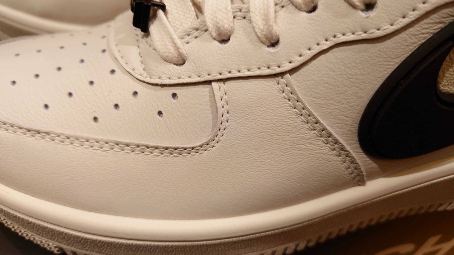 確かに高いだけあるのかなぁ🤔
革の質感が他のAF1より良く