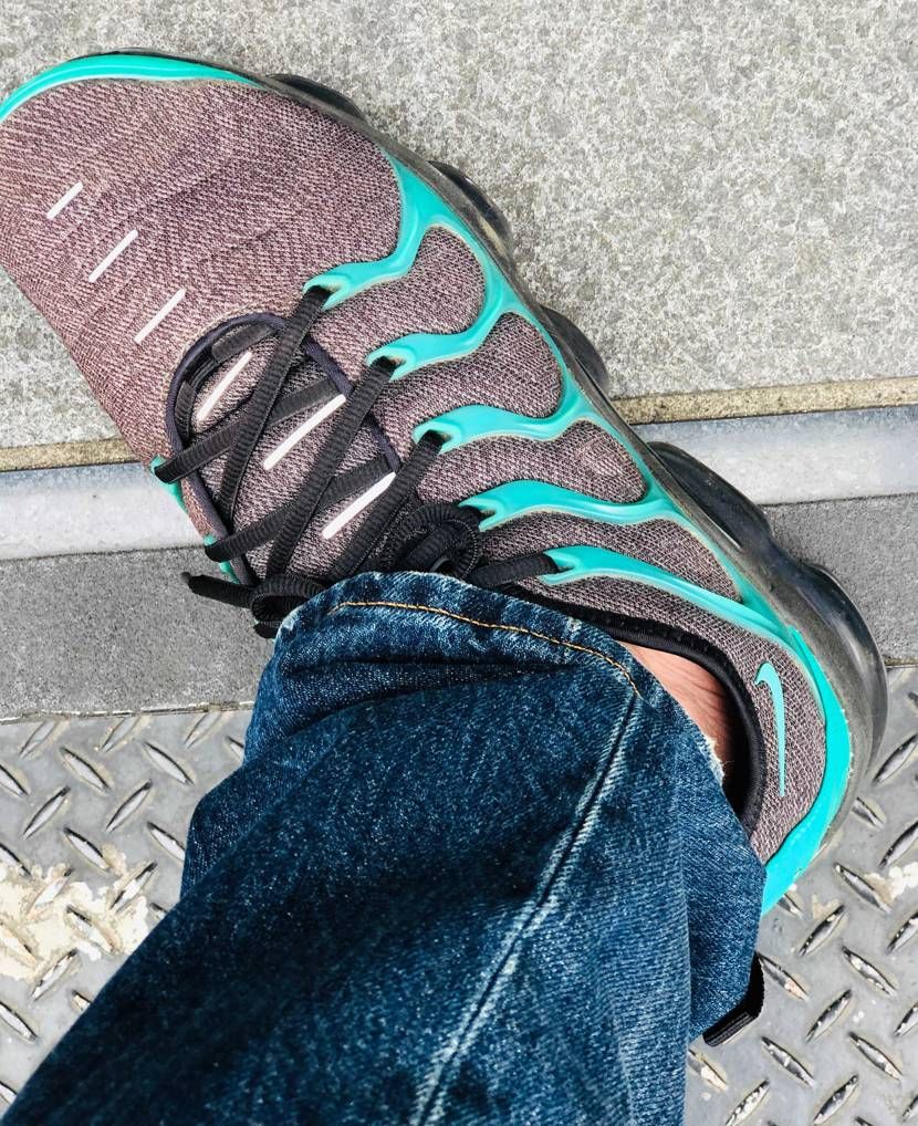 昨日は、曇り後、雨の予報☔️。ジーンズに、NIKE VAPOR MAX PLUS