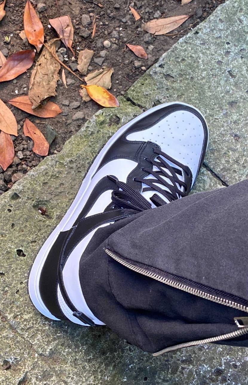 🐼high下ろしました
lowも早く定価で買いたい