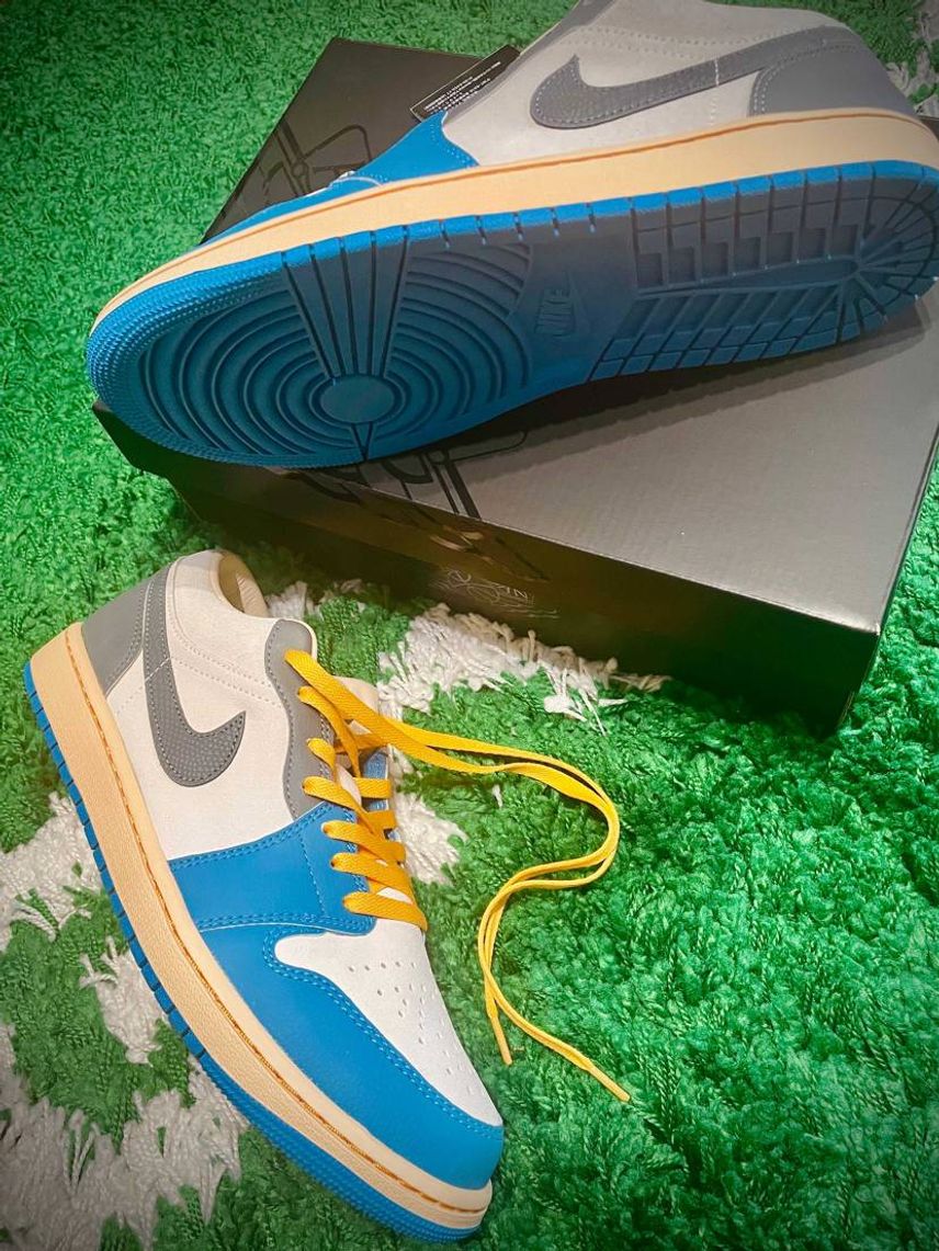 少し前に見たUNION×AJ1のモックに雰囲気が似てて良いなぁと思っていたので、