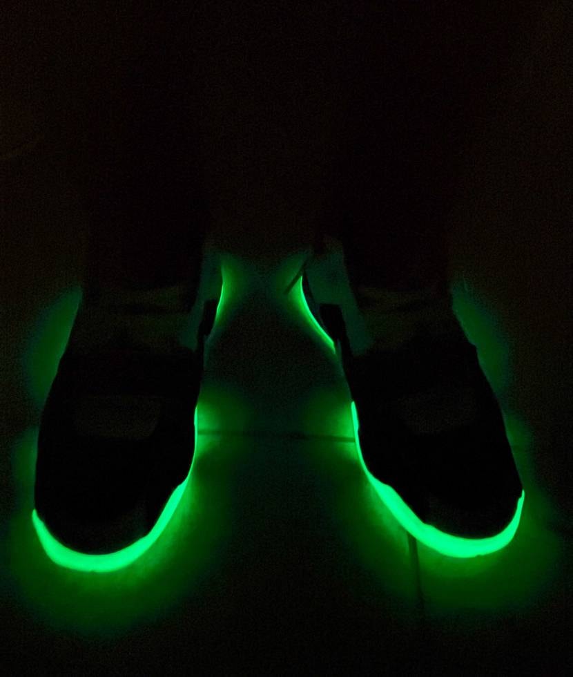 今日よーやくおろしたんですが、、

これ想像してた以上に光りますやんww
