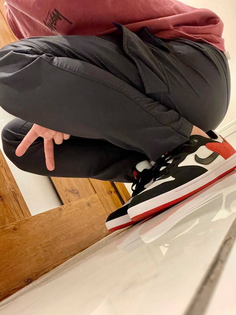 アウトレットで購入✌️

配色が好きで結構前から迷ってて
更に最近つま黒仕