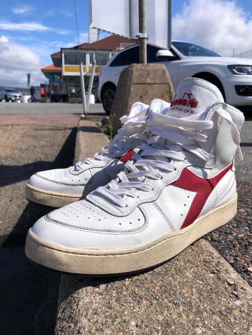 ディア...なんちゃら！
中学の教科書みたいなロゴやけど、