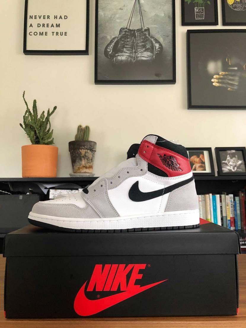 飾っとこかってくらい部屋にマッチするやん