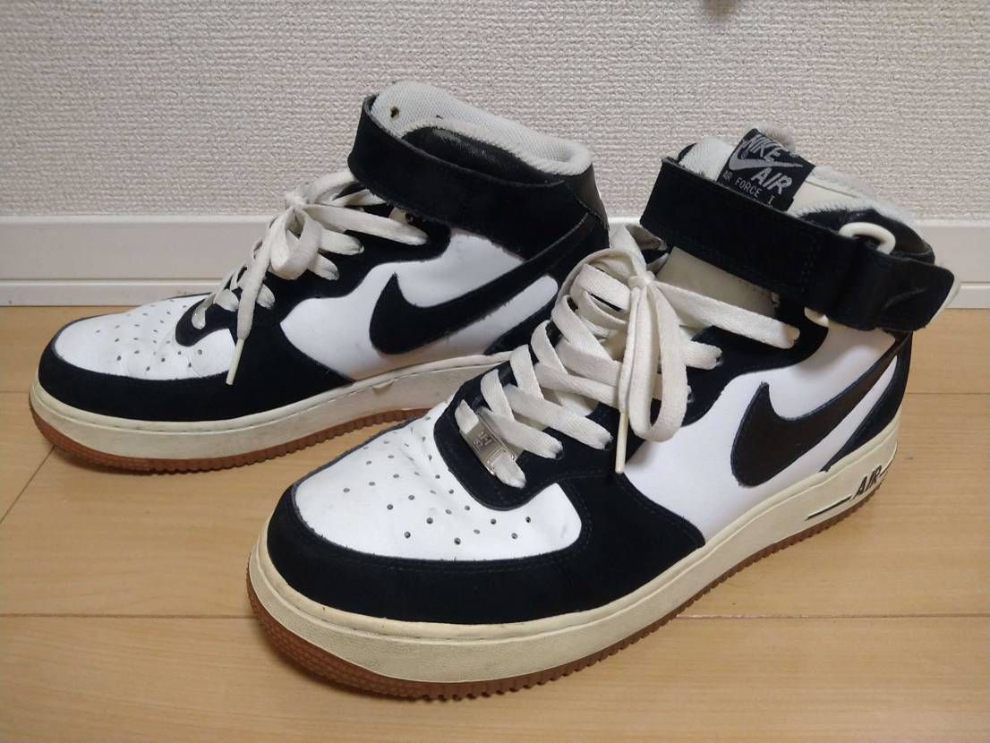 15年くらい前に買ったAF1 Midが出てきた。
最近ヴィン