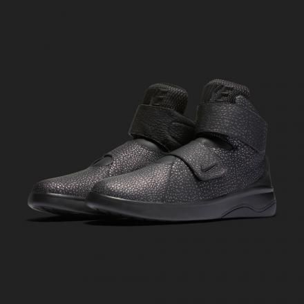 雪☃️らしいが、ストリートへ。
ホコリまみれになっても、手