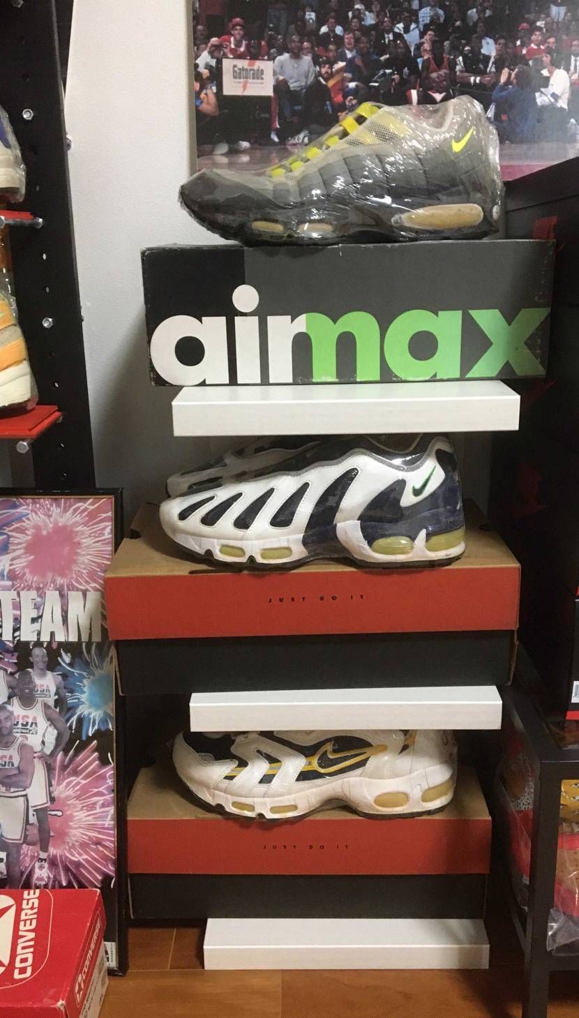 歴代max飾ることにした。
段ボール📦減らした🤣
履けてないのが辛い。