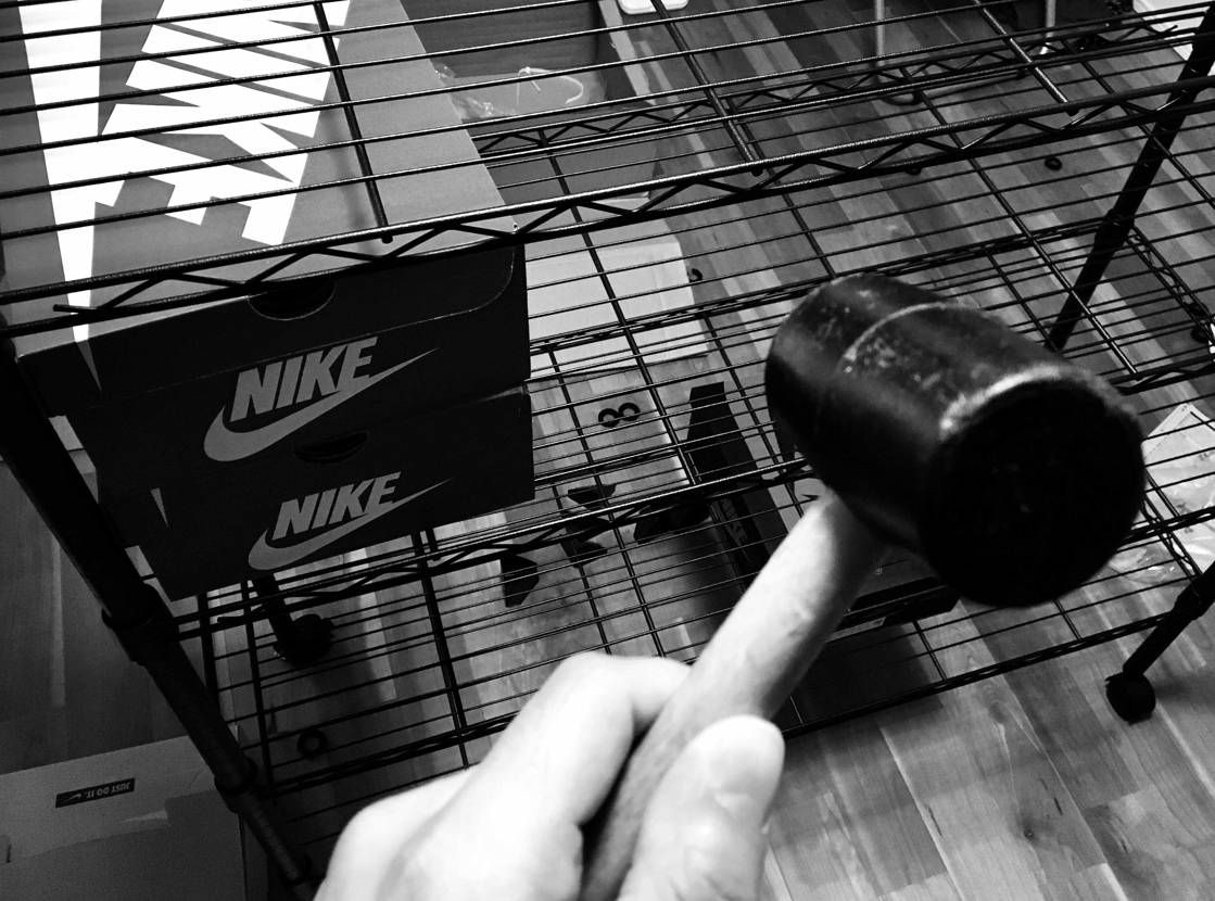 スニーカーヘッズの夏はこれからだ🔨　🌊🌞



SBパラ買えなかったので