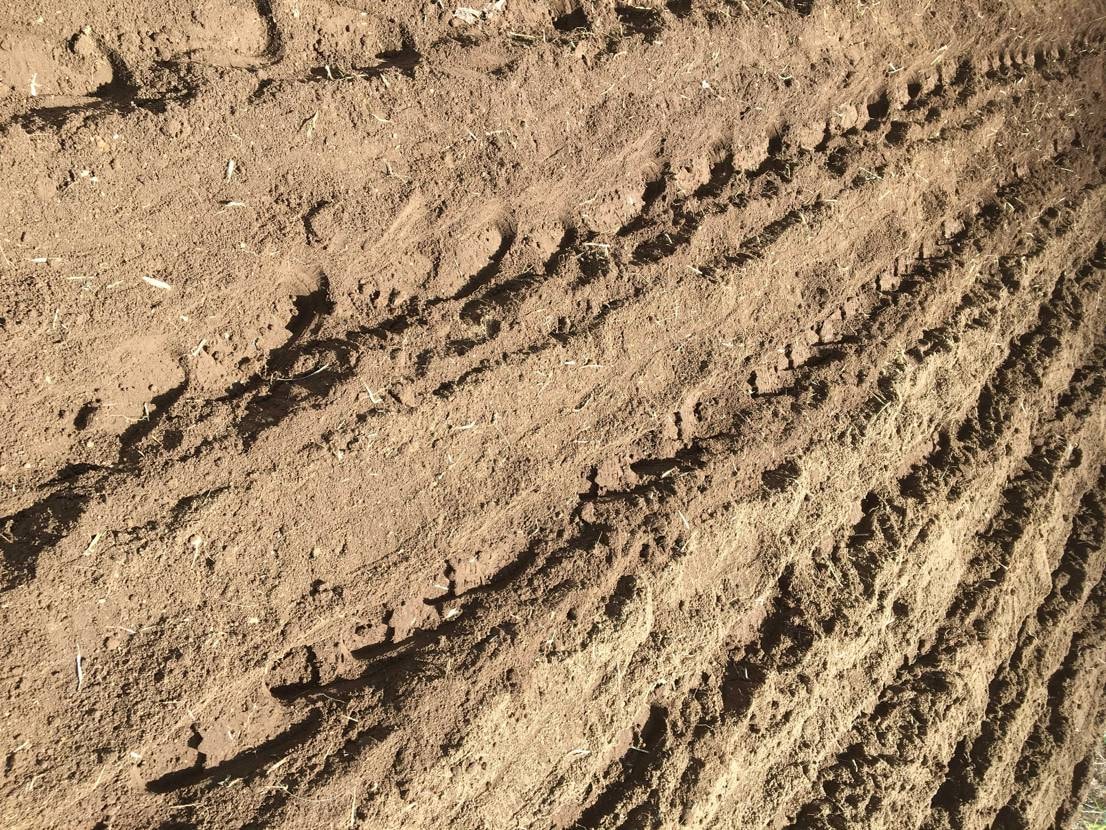 一垢で耕して耕して耕して…。
まだ見ぬ実りを求め、耕して耕