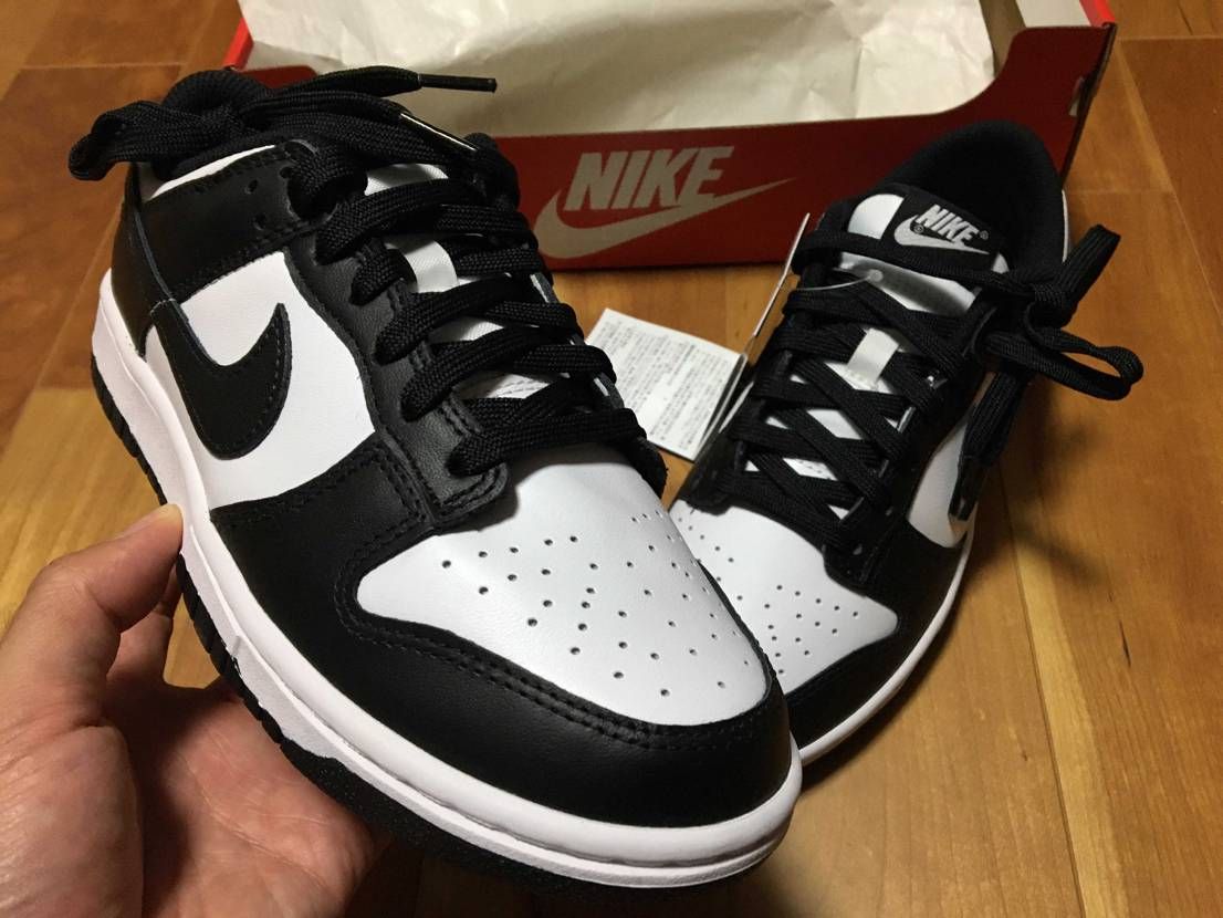妻用
NIKEクオリティ気味だけど、定価だしOK🙆‍♂️
マッキーで塗れば良