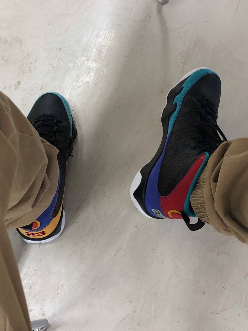 おはようございます
今週最後の出勤は　air jordan9 "dream i